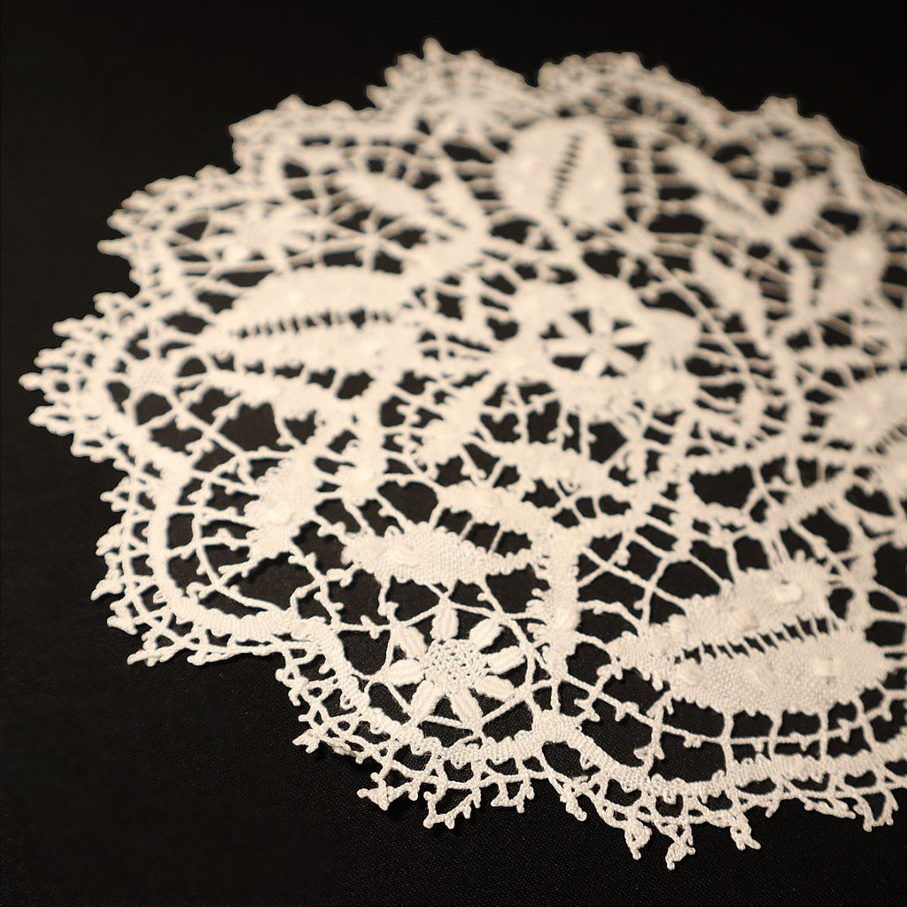 Set of 10 Round Bobbin Antique Lace Mats