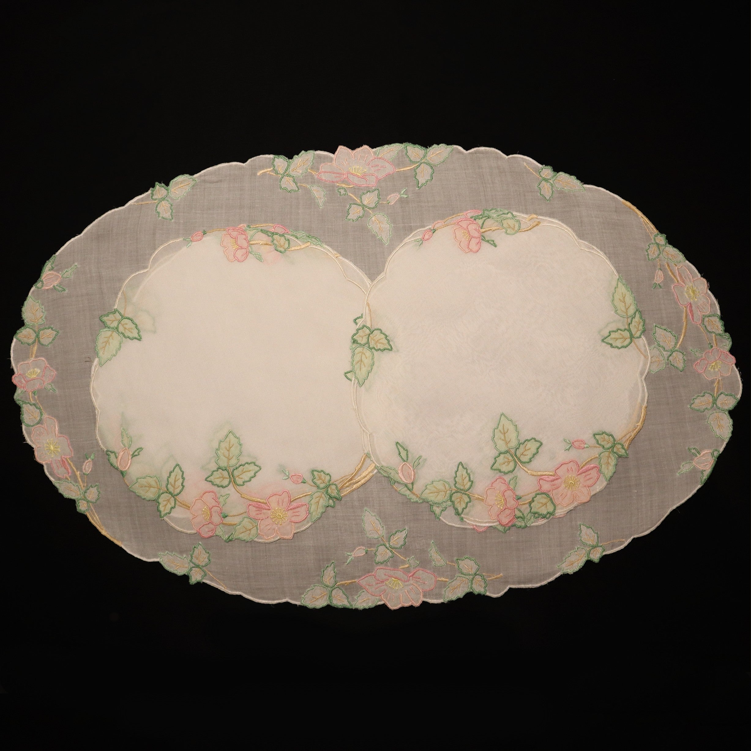 Set of 6 Hand Embroidered Antique Lace on Round Mats