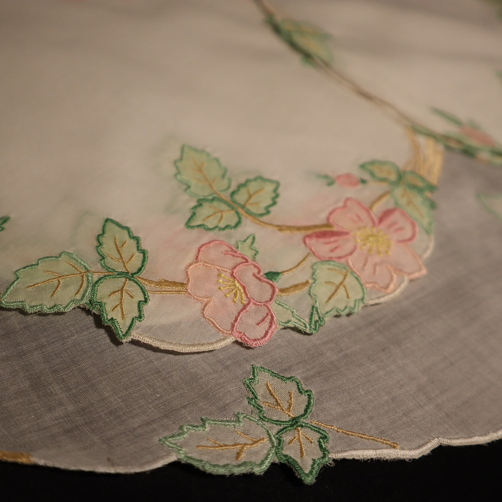 Set of 6 Hand Embroidered Antique Lace on Round Mats