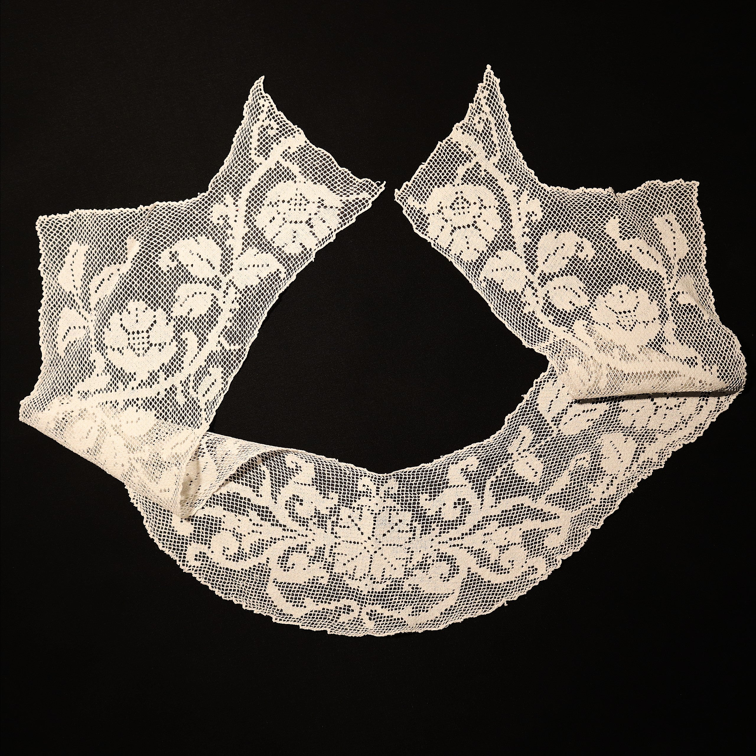 Filet Handmade Antique Lace Collar