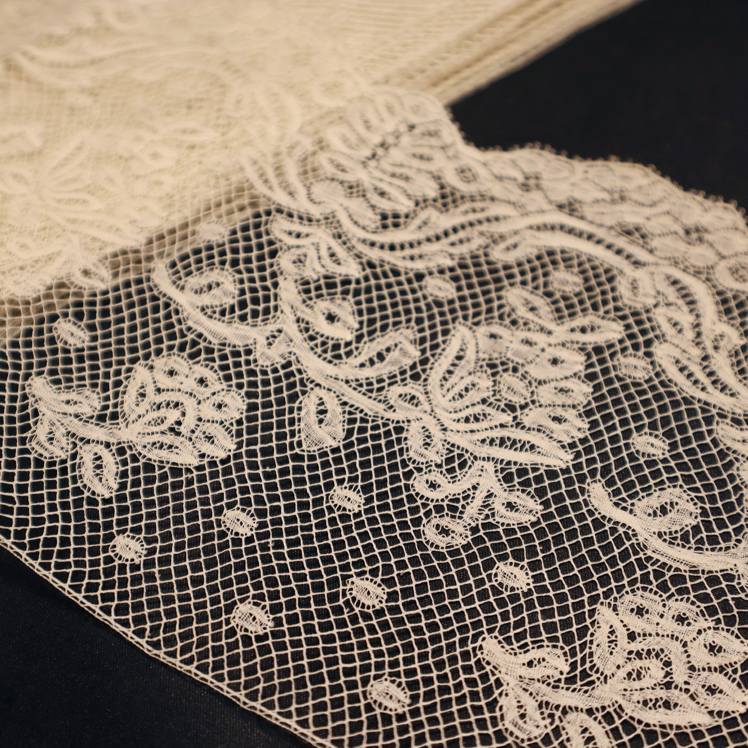 French Valenciennes Handmade Bobbin Antique Lace